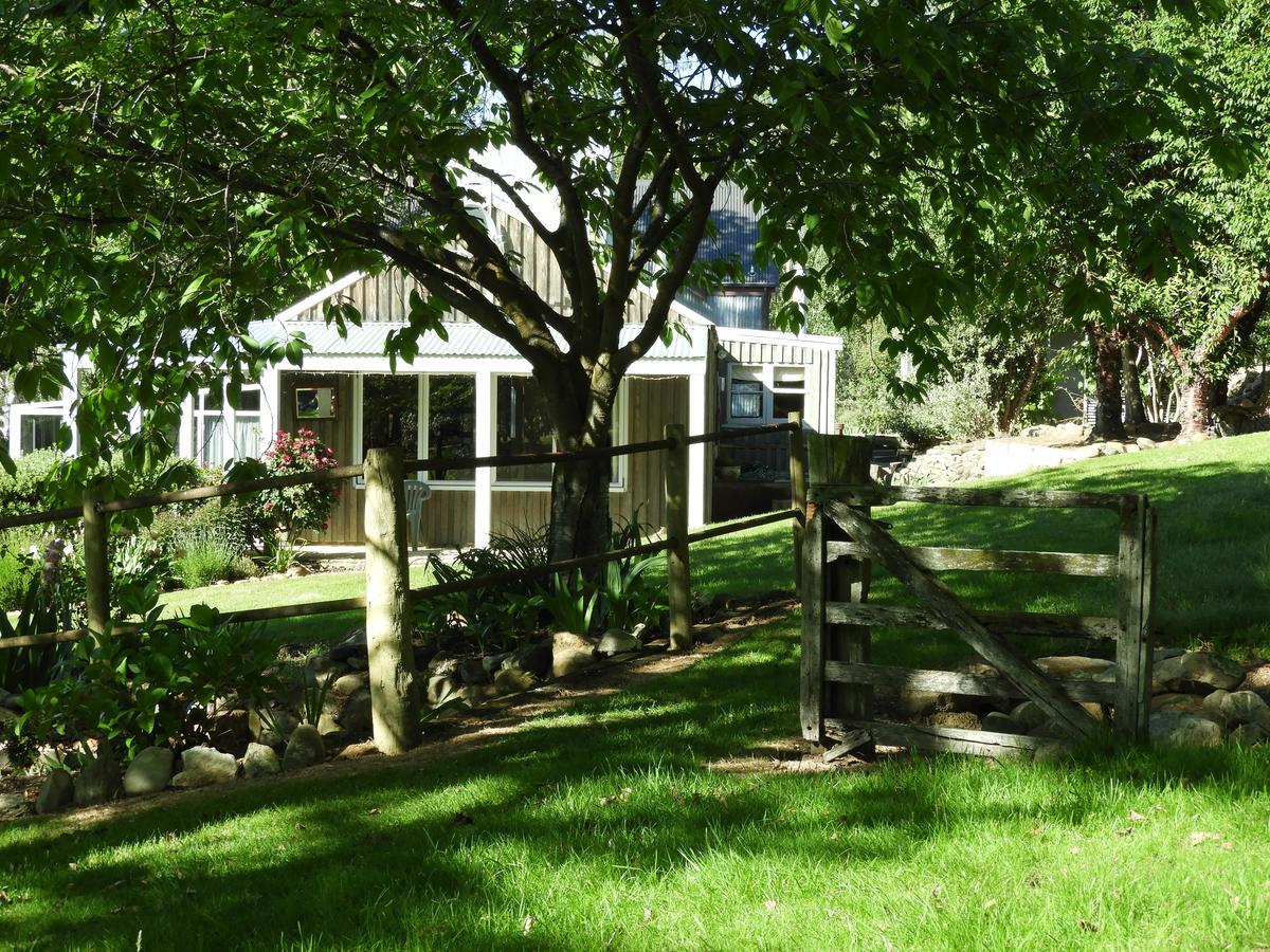 O Naturel Vineyard Stay Кромуел Екстериор снимка